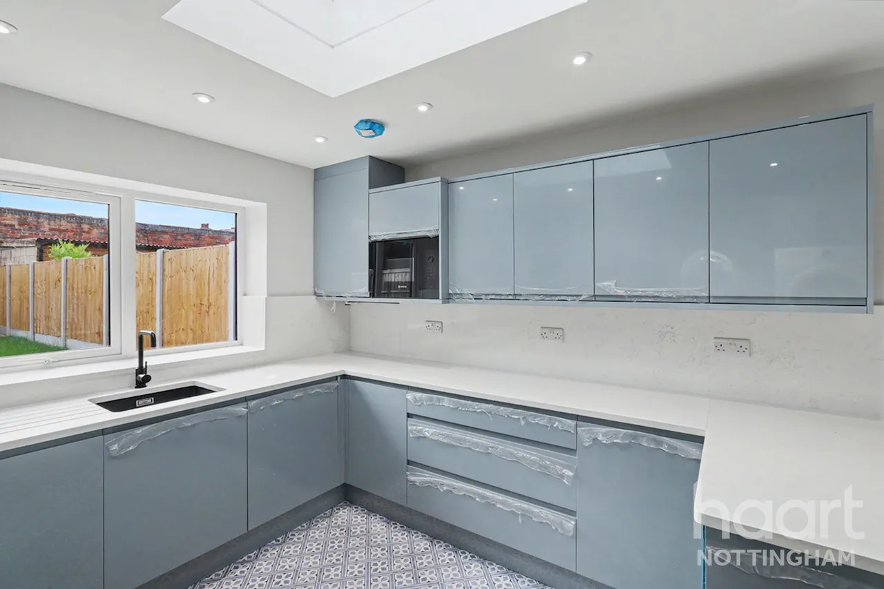 Churchfield Lane, Radford, NG7, photo 2