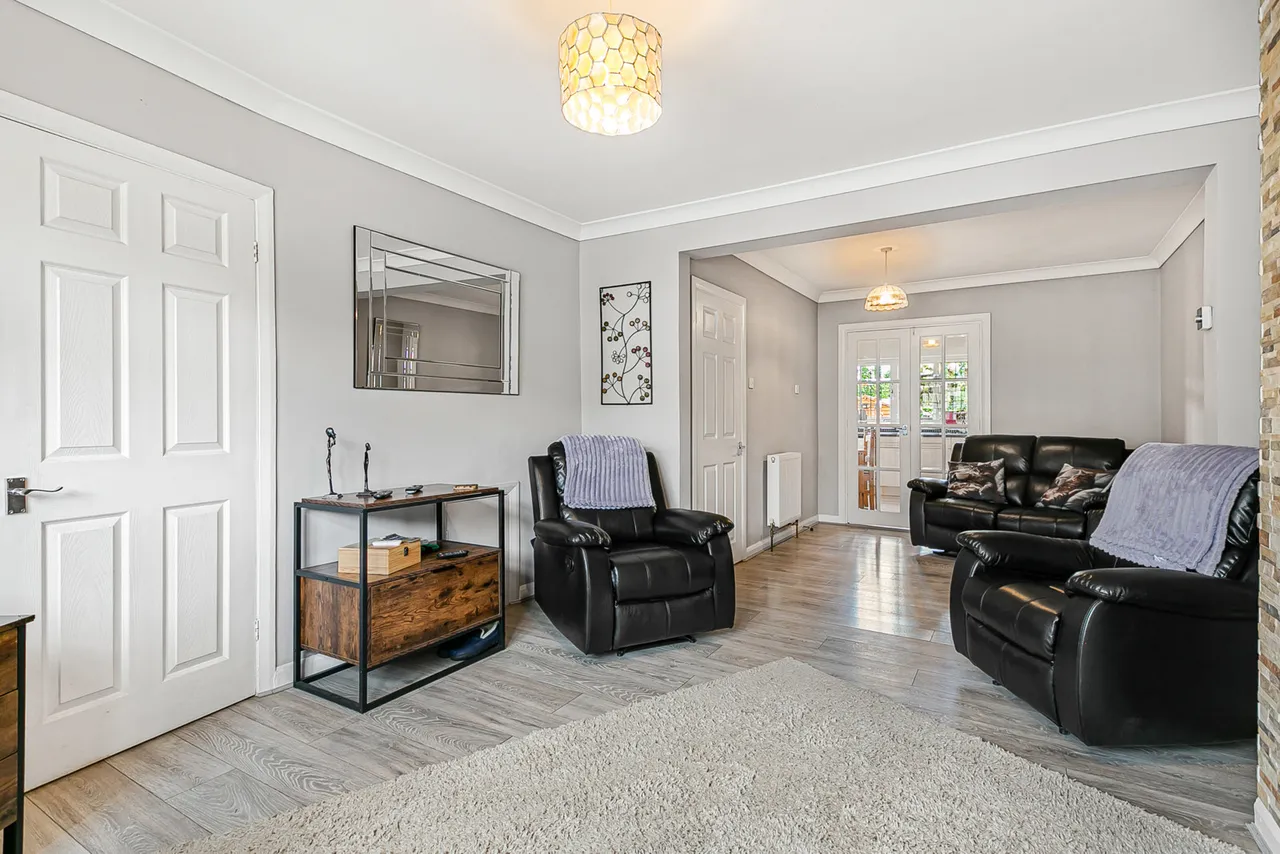 Warwick Avenue, Egham, TW20, photo 10