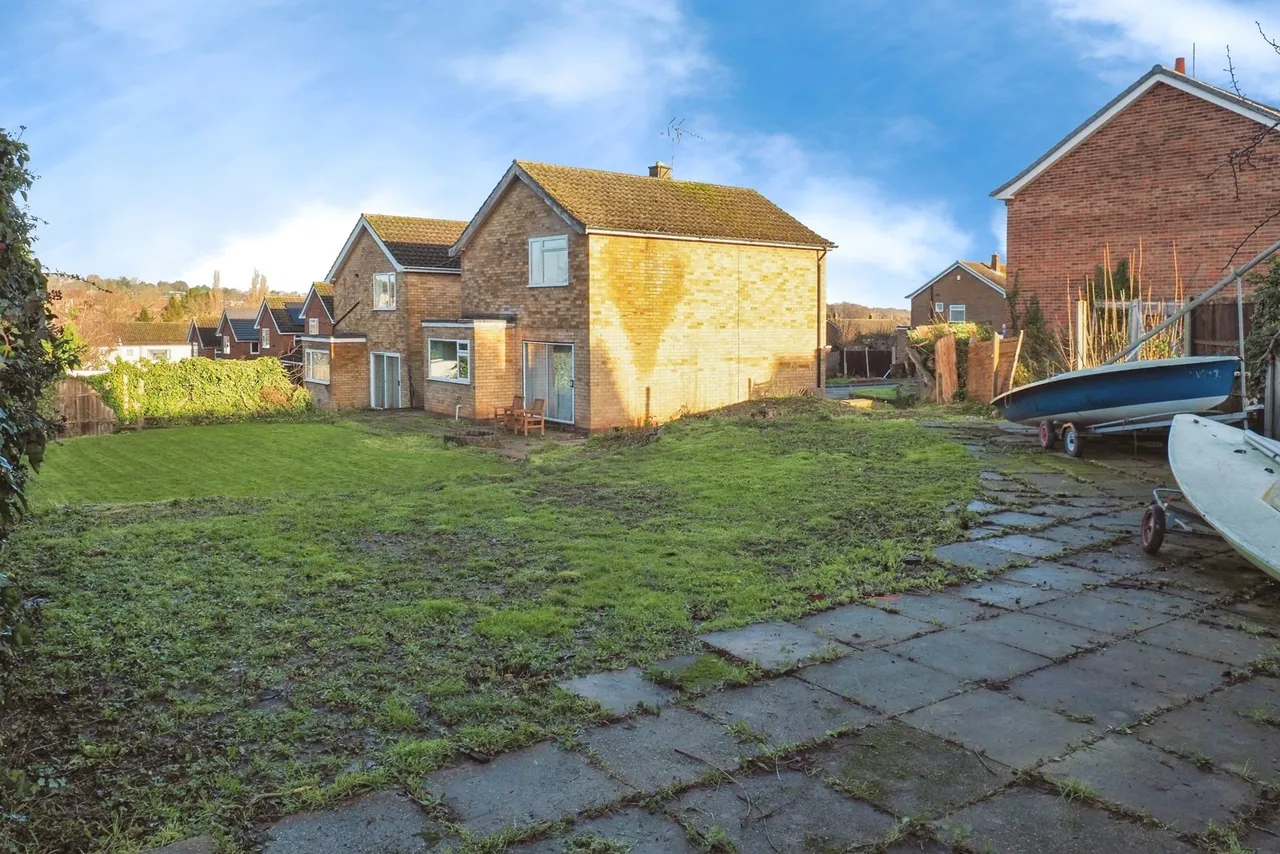 Longleat Crescent, Beeston, Nottingham, Nottinghamshire, NG9, photo 2
