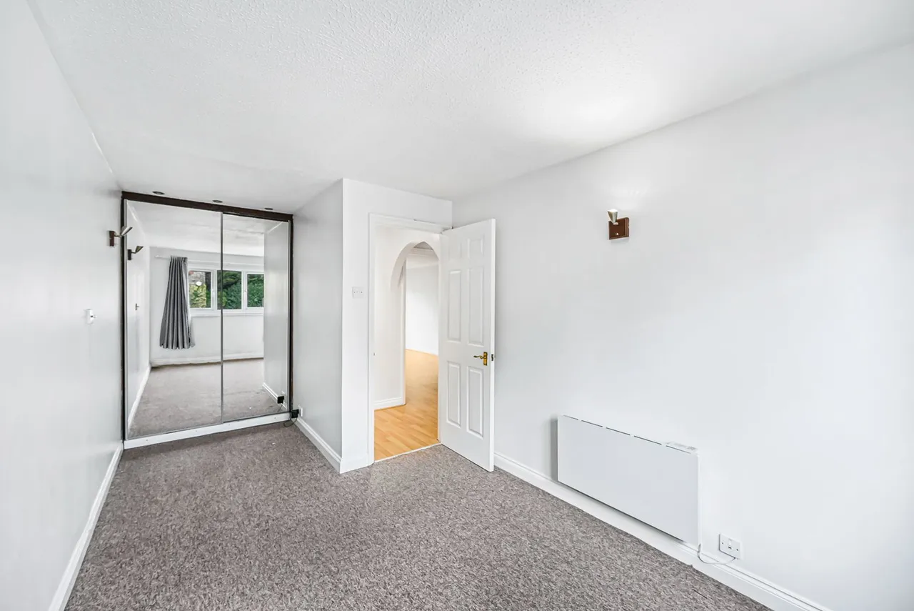 Haydon Close, Bush Hill Park, Enfield EN1, photo 8