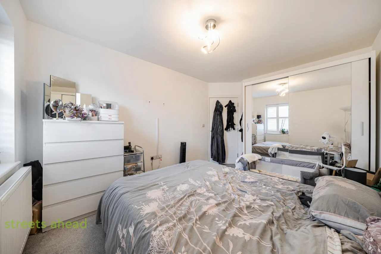 South Drive, Coulsdon, CR5, photo 7