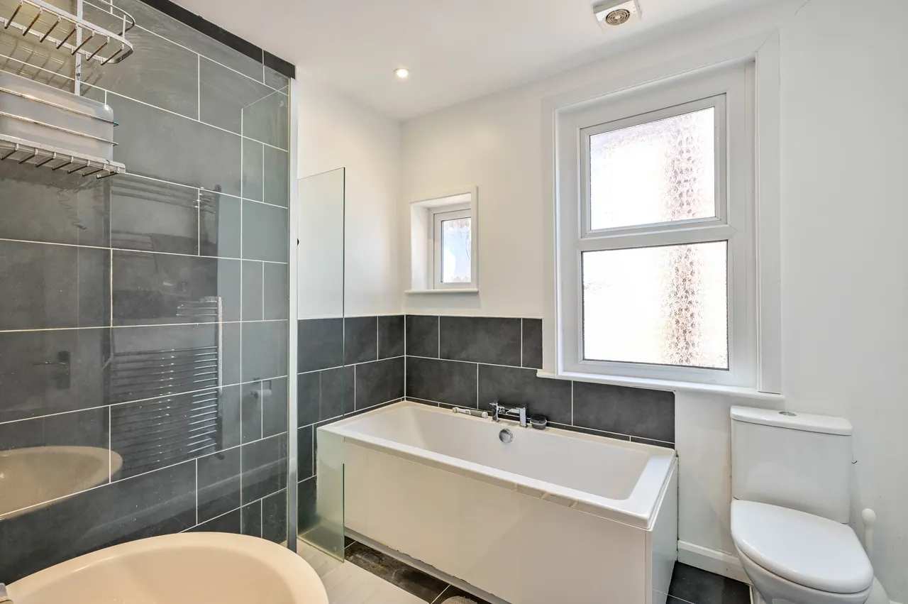 60 Alric Avenue, New Malden, photo 8