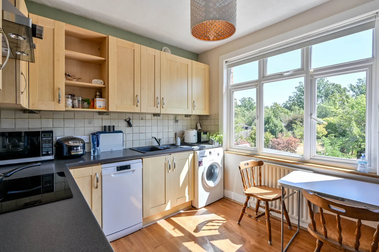 60 Alric Avenue, New Malden, photo 5
