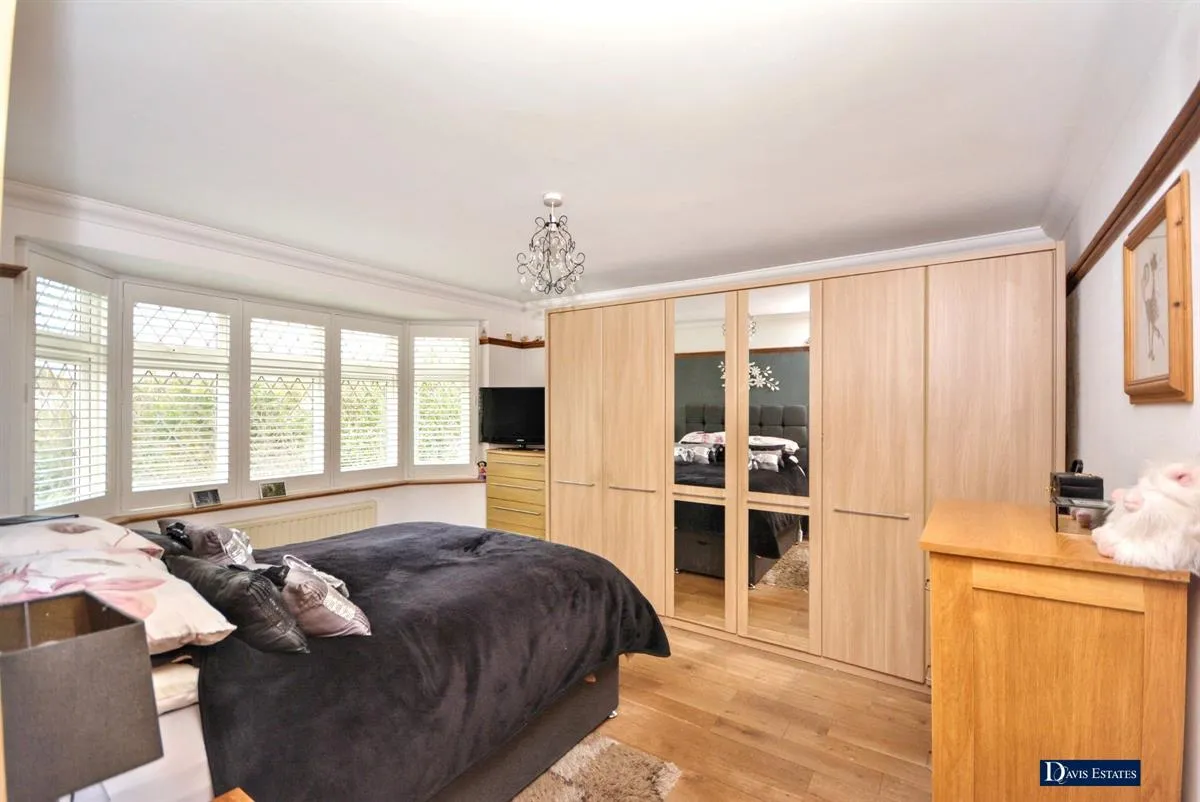 Hamilton Drive, Harold Wood, RM3, photo 9