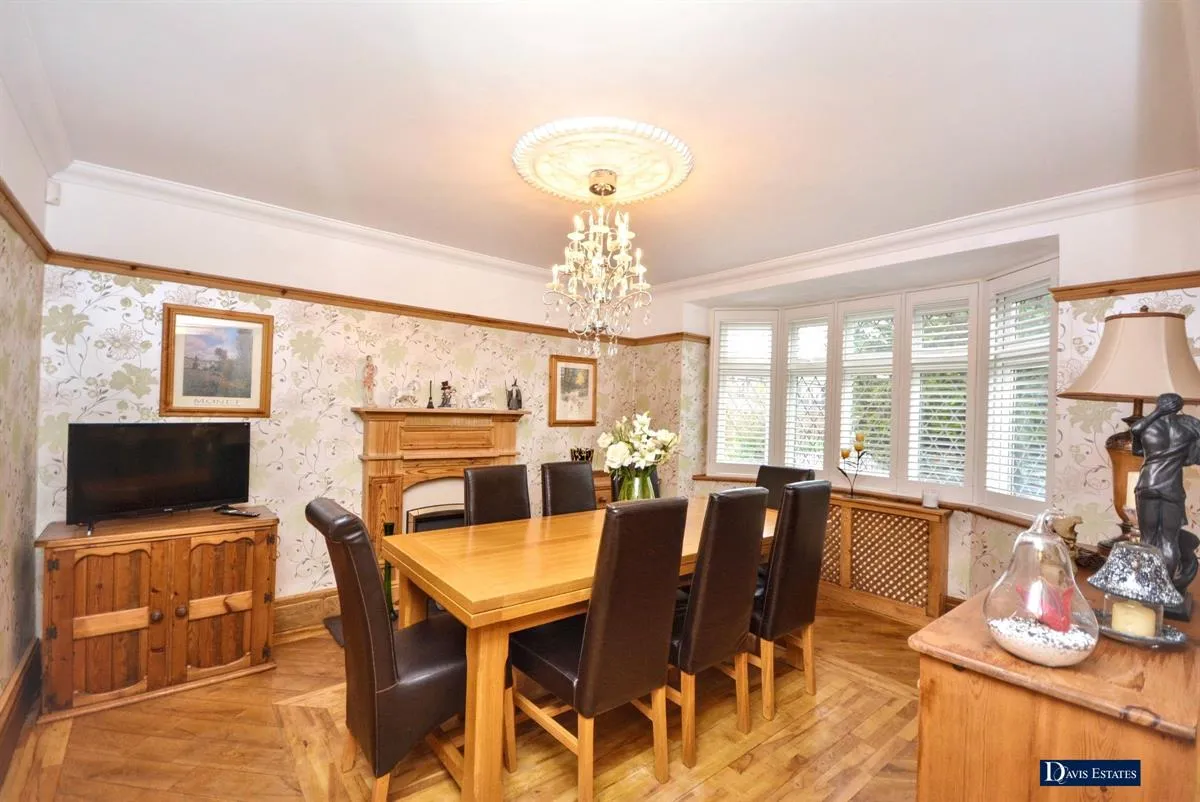 Hamilton Drive, Harold Wood, RM3, photo 5