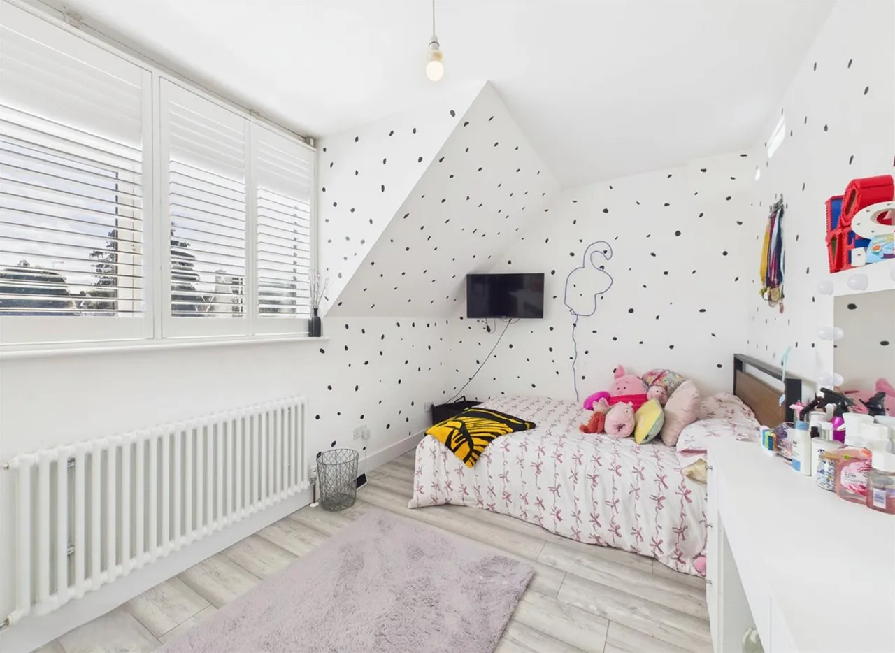 Evelyn Avenue, Ruislip, HA4, photo 11