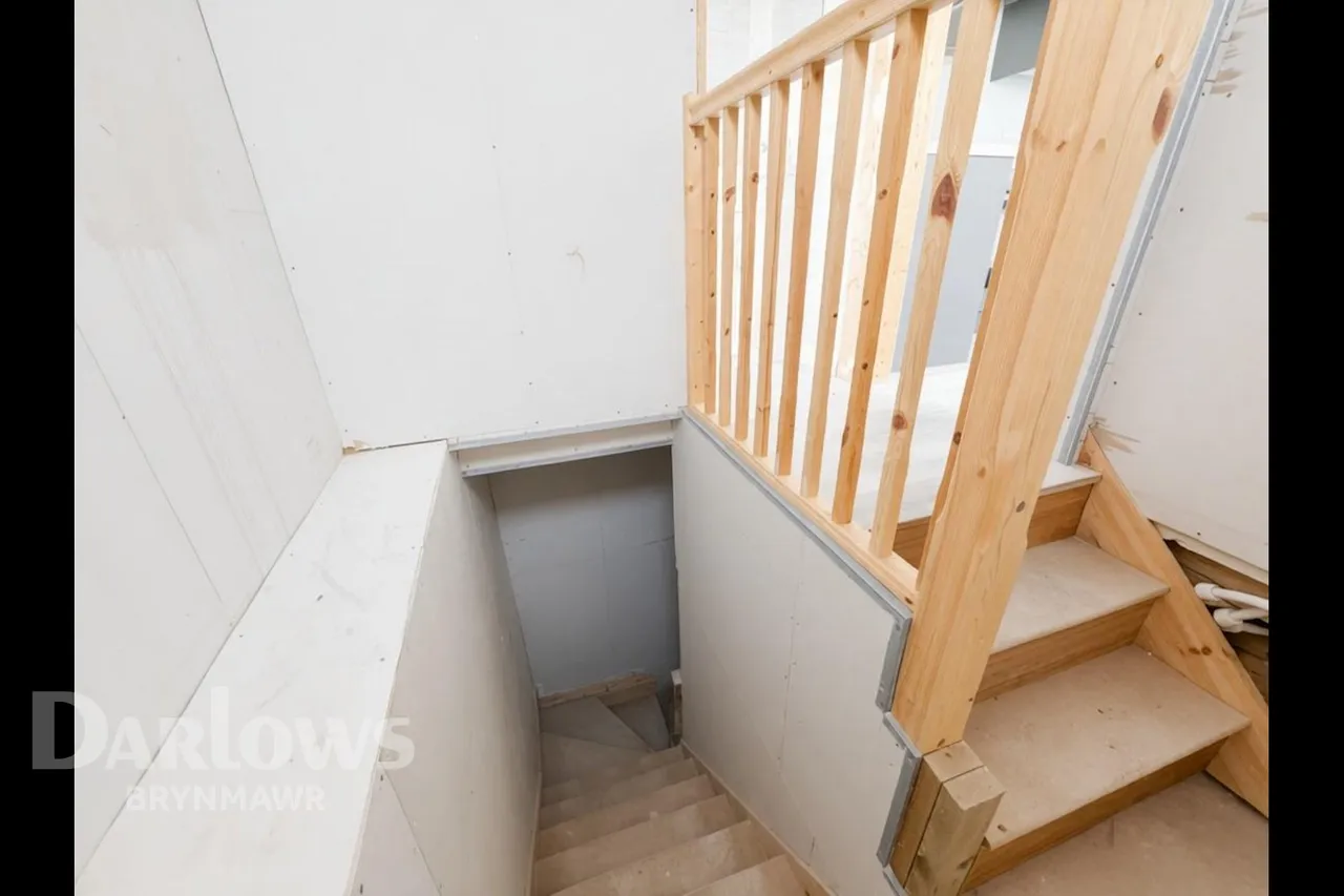 Mount Pleasant Road, Ebbw Vale, photo 17