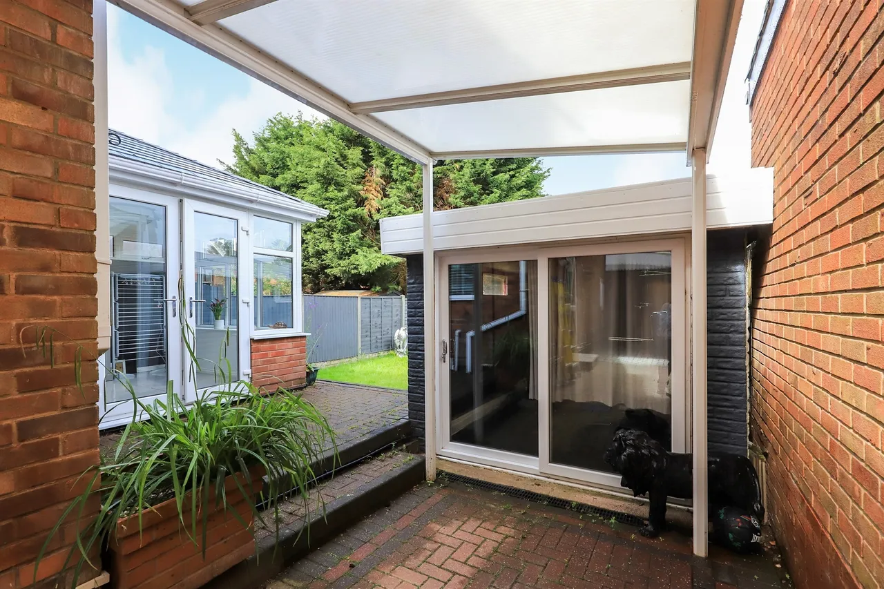 Cannock Road, Featherstone, WV10, photo 18
