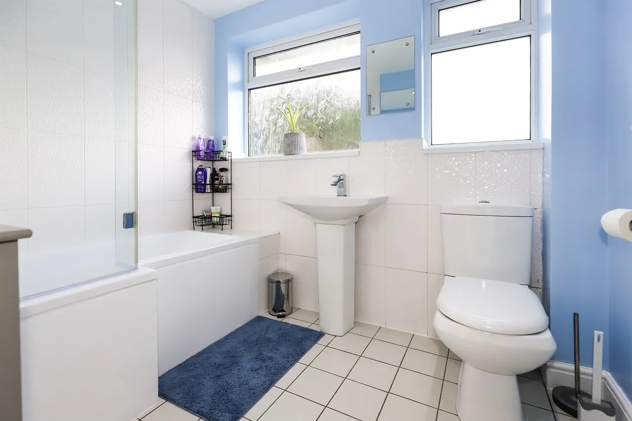 Cannock Road, Featherstone, WV10, photo 13