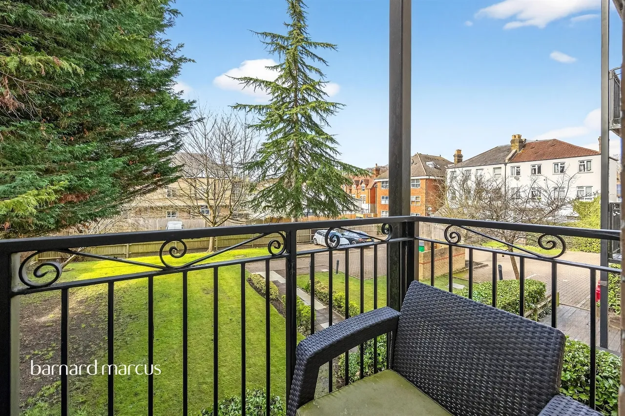 Birdhurst Road, South Croydon, photo 6