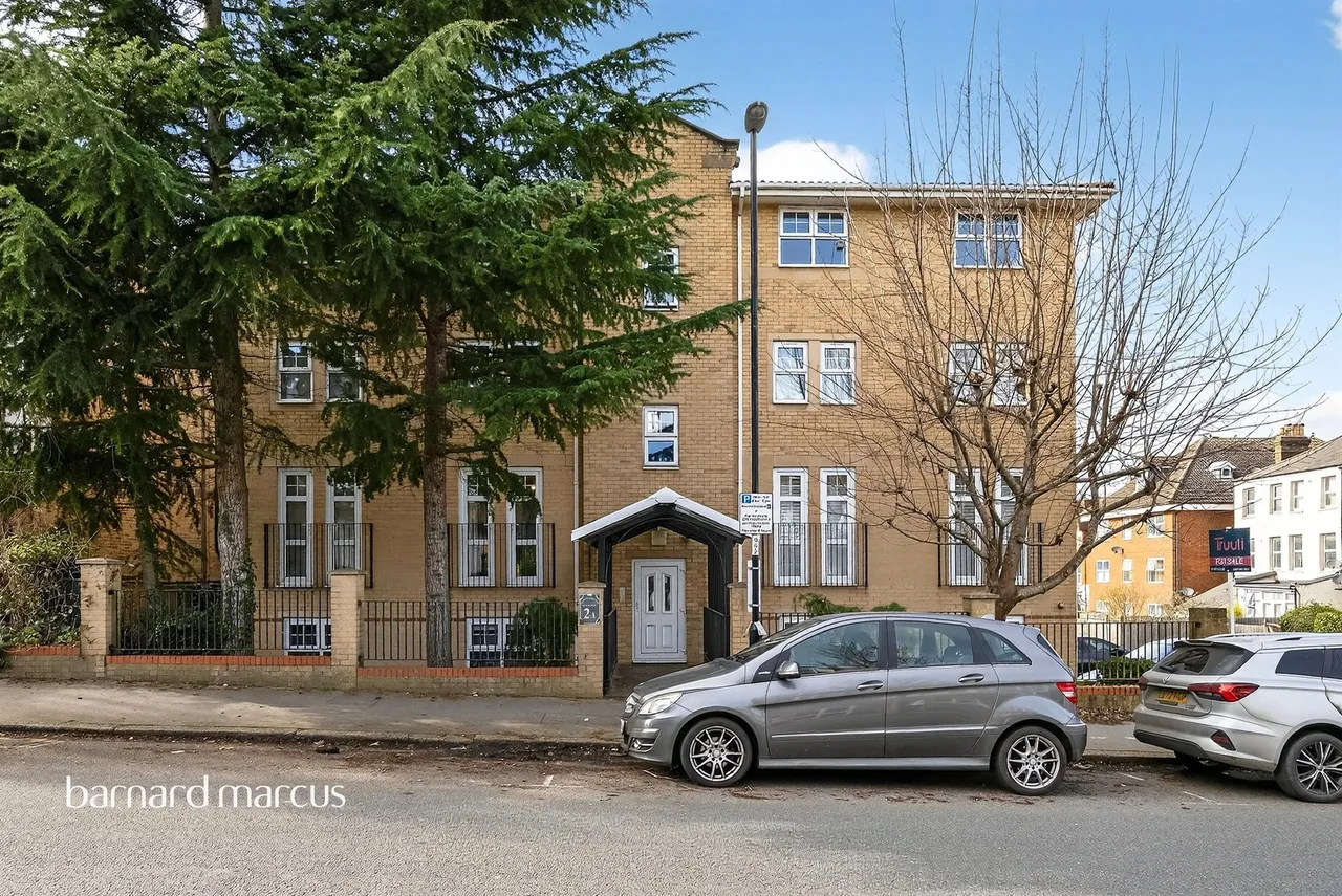 Birdhurst Road, South Croydon, photo 3