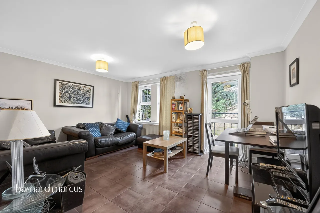 Birdhurst Road, South Croydon, photo 4