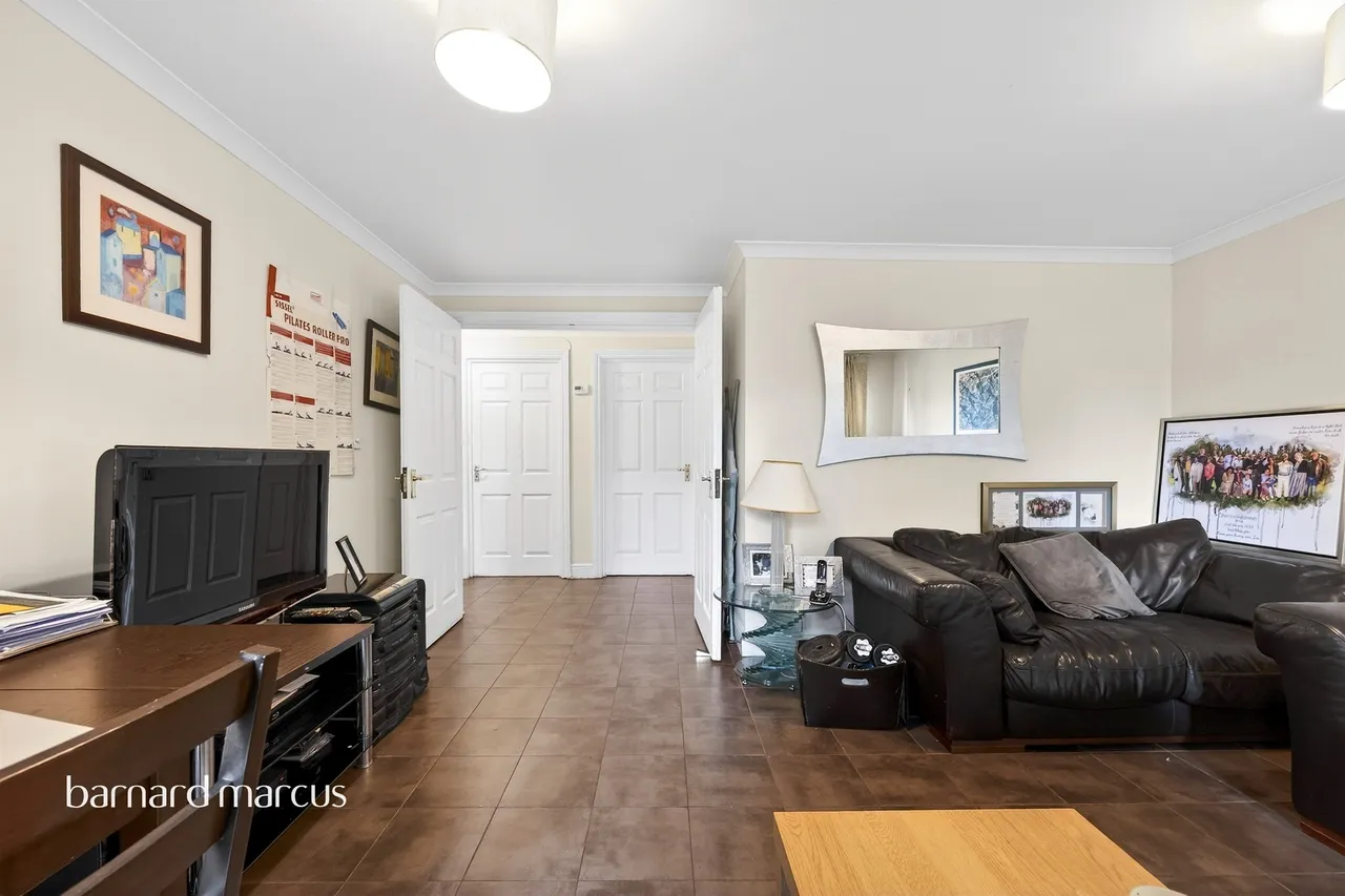 Birdhurst Road, South Croydon, photo 10
