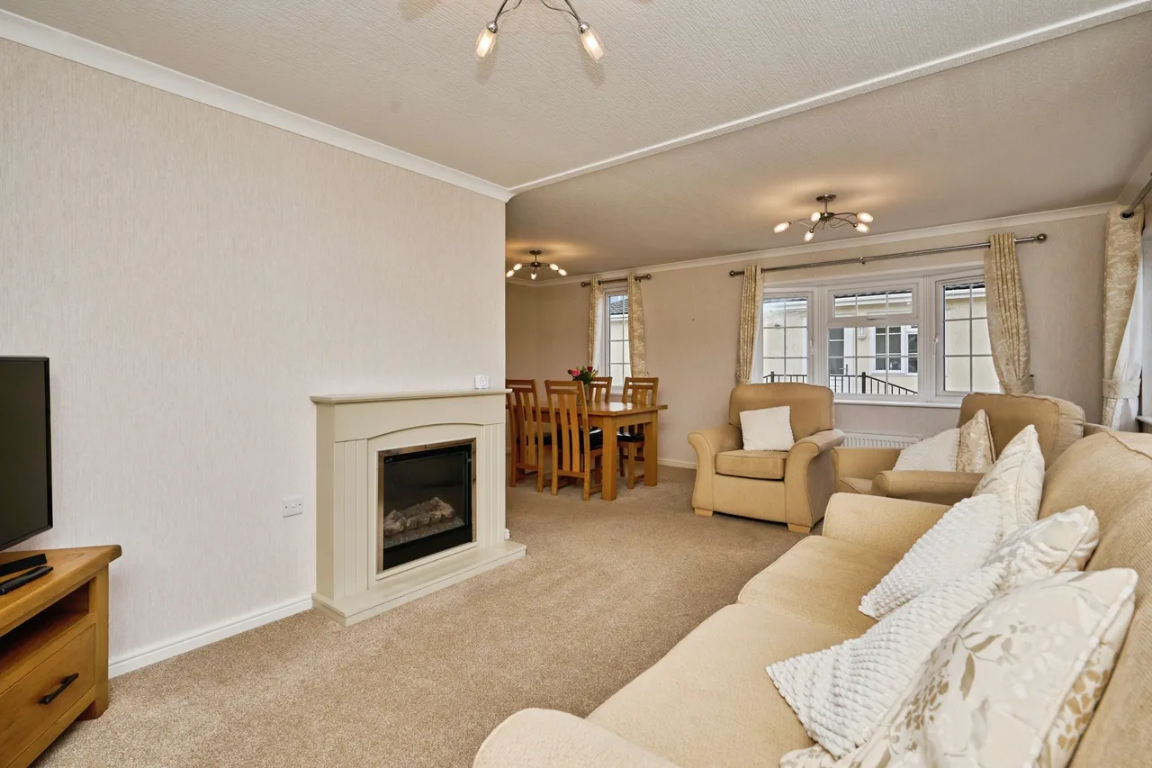 Avenue Road, Sandown, PO36, photo 2