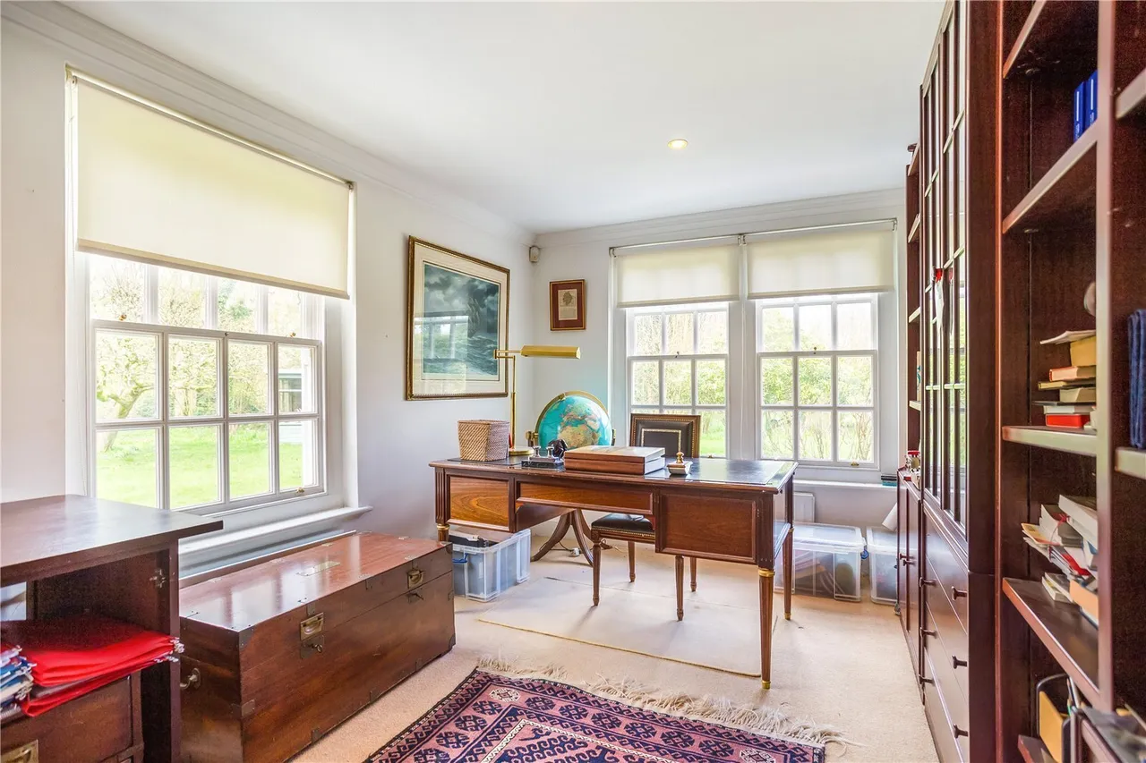Ermin Street, Hungerford, RG17, photo 6