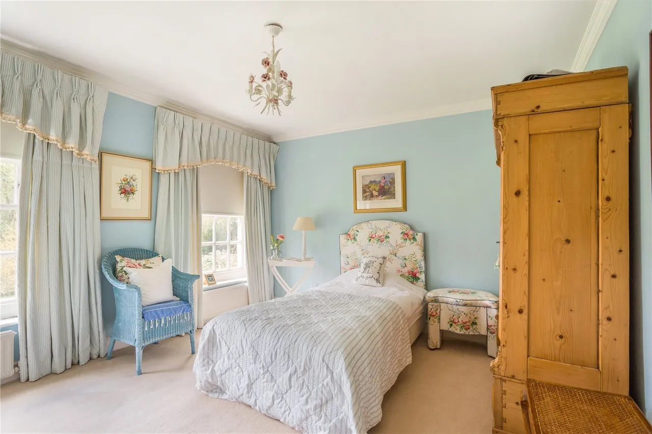 Ermin Street, Hungerford, RG17, photo 13