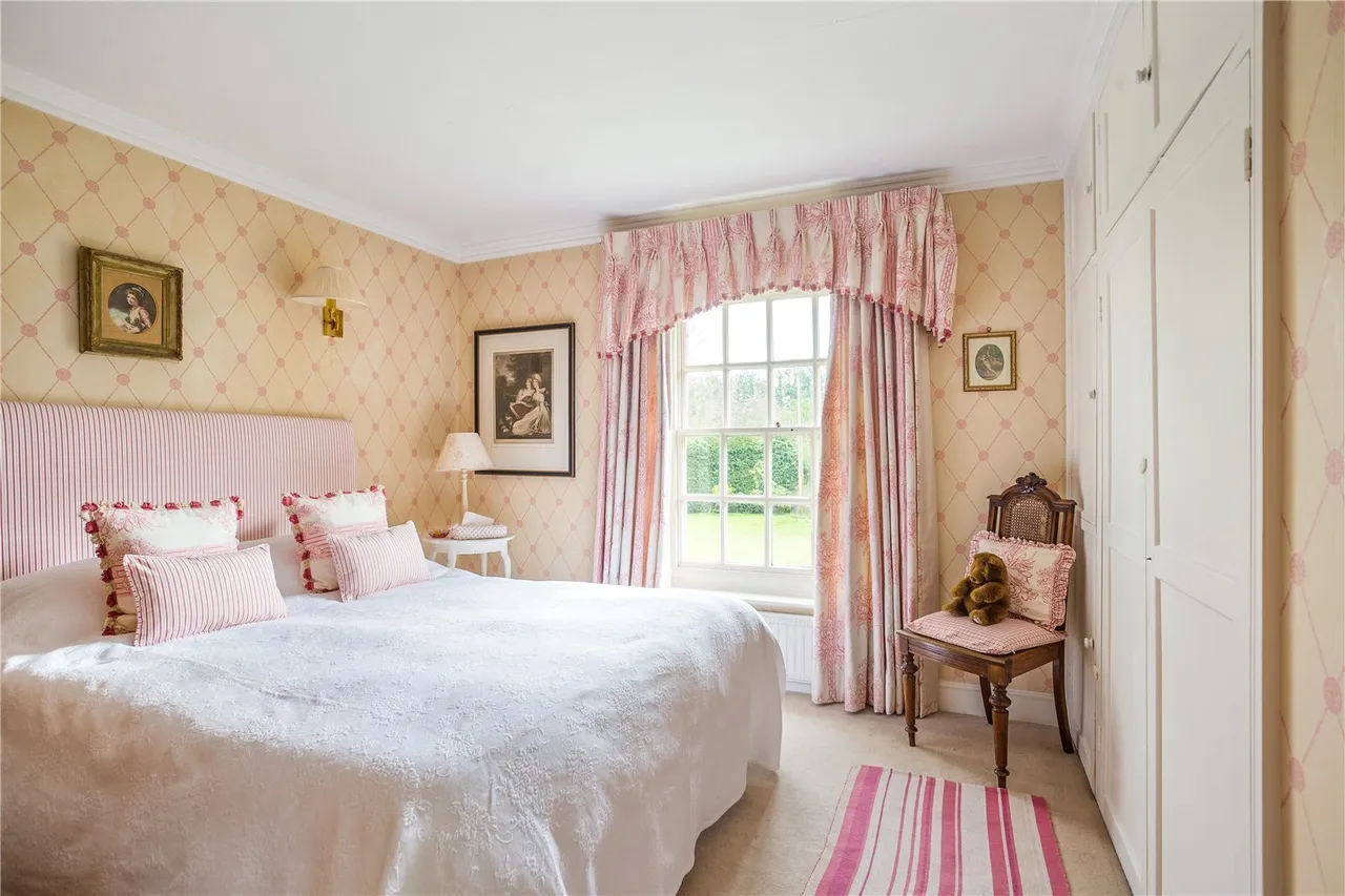 Ermin Street, Hungerford, RG17, photo 11