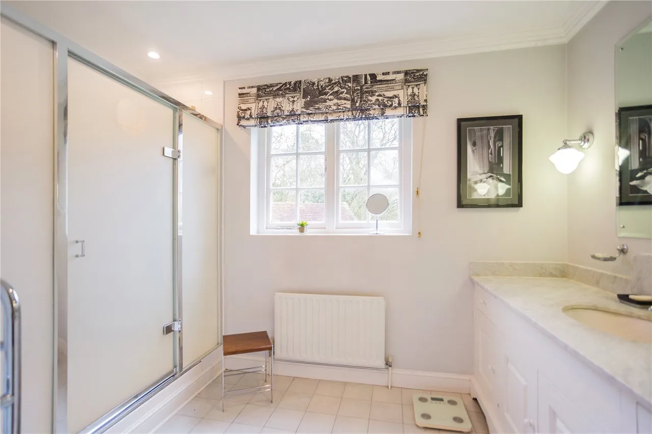Ermin Street, Hungerford, RG17, photo 14