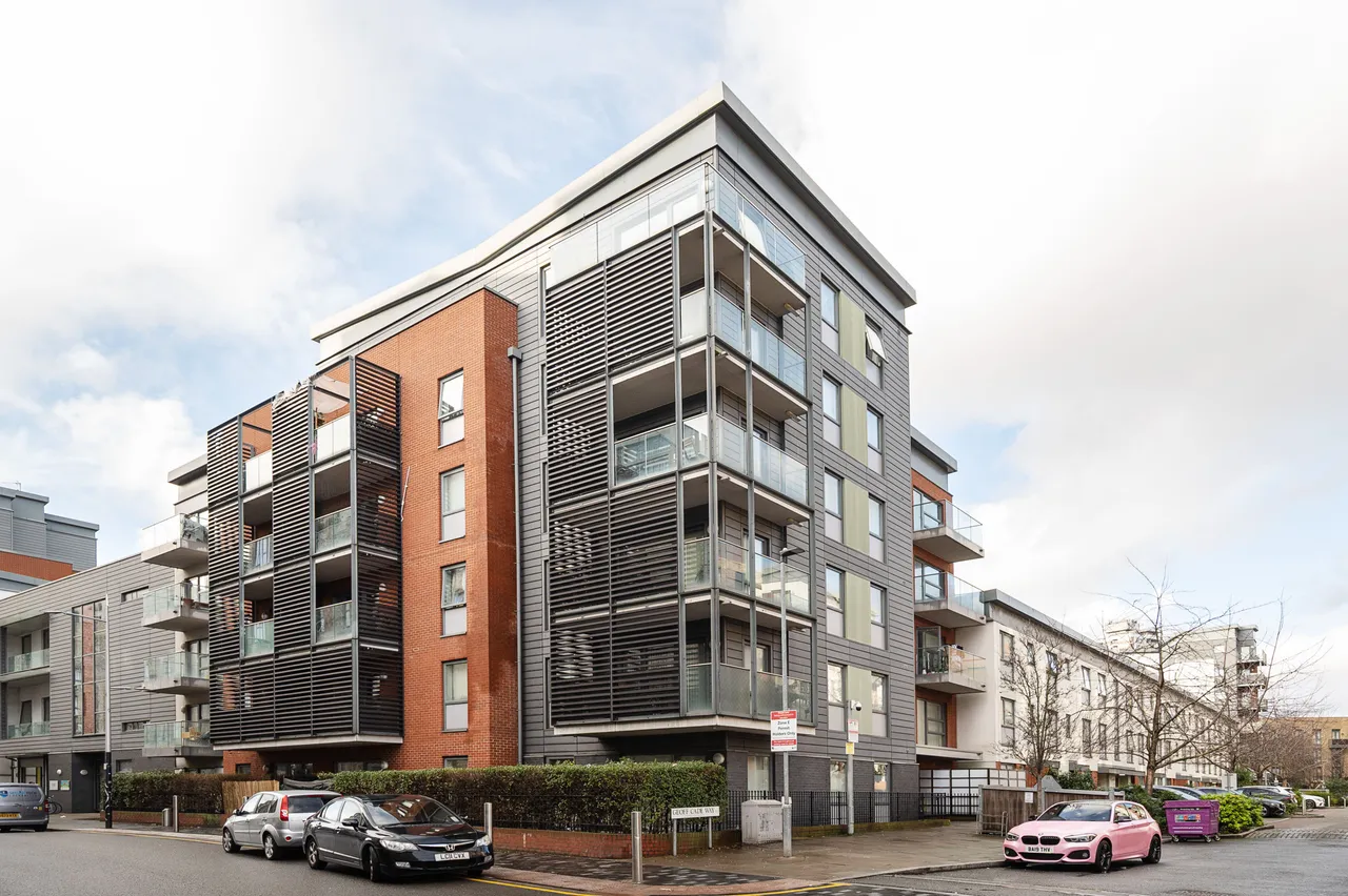 2 bed flat to rent — Flat 5, Thorn Apartments, 5 Geoff Cade Way, London