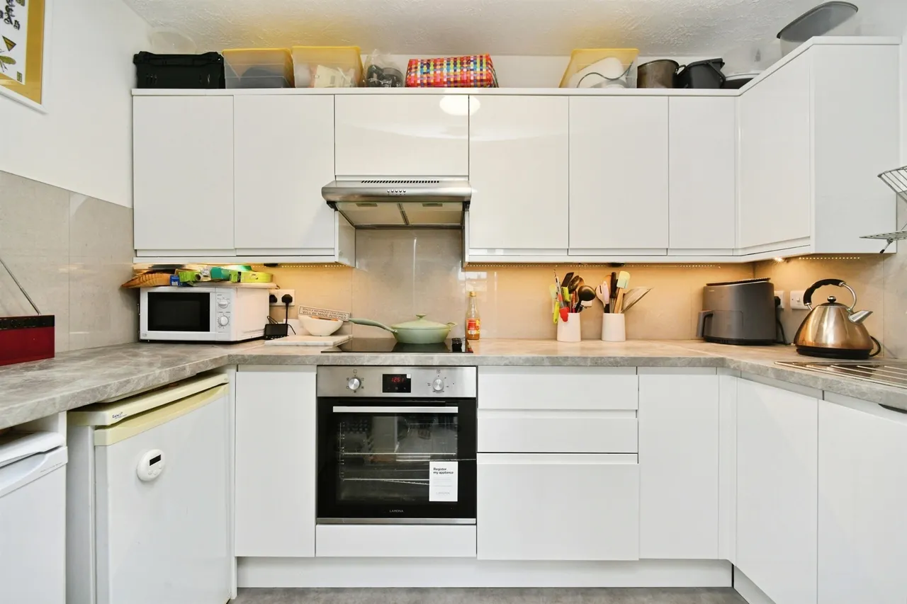 St. Georges Road, Brighton, photo 2
