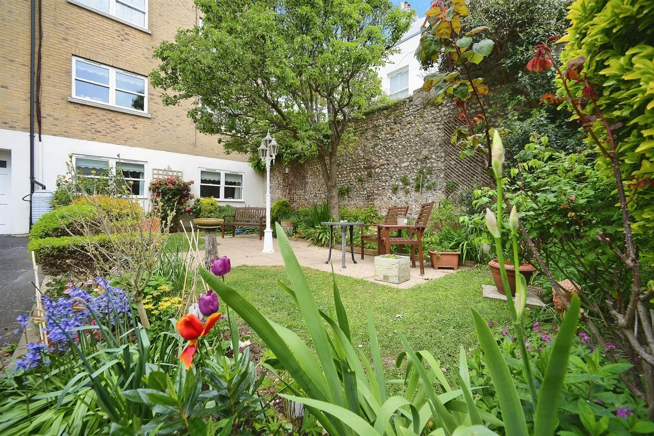 St. Georges Road, Brighton, photo 3