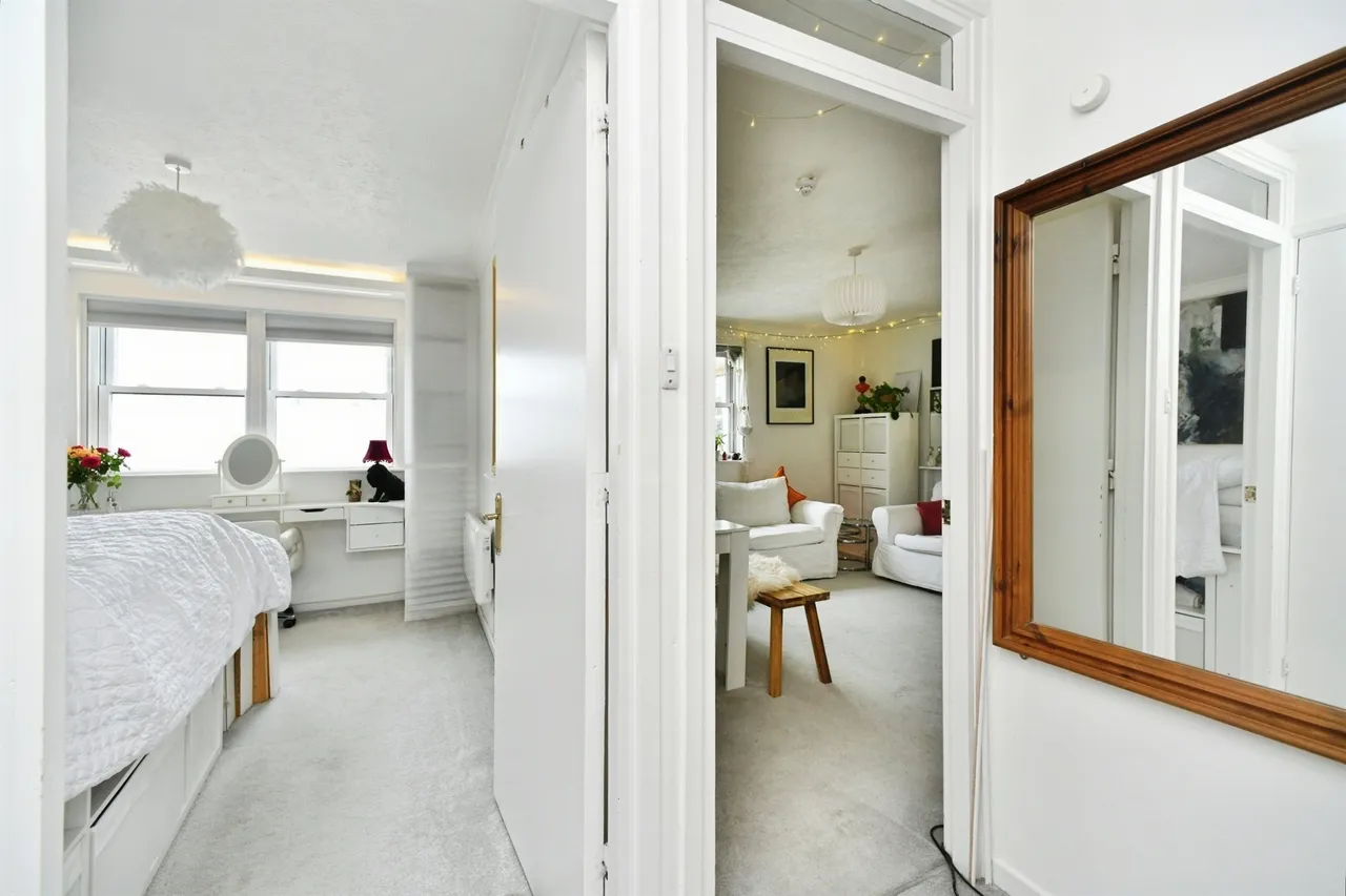 St. Georges Road, Brighton, photo 7