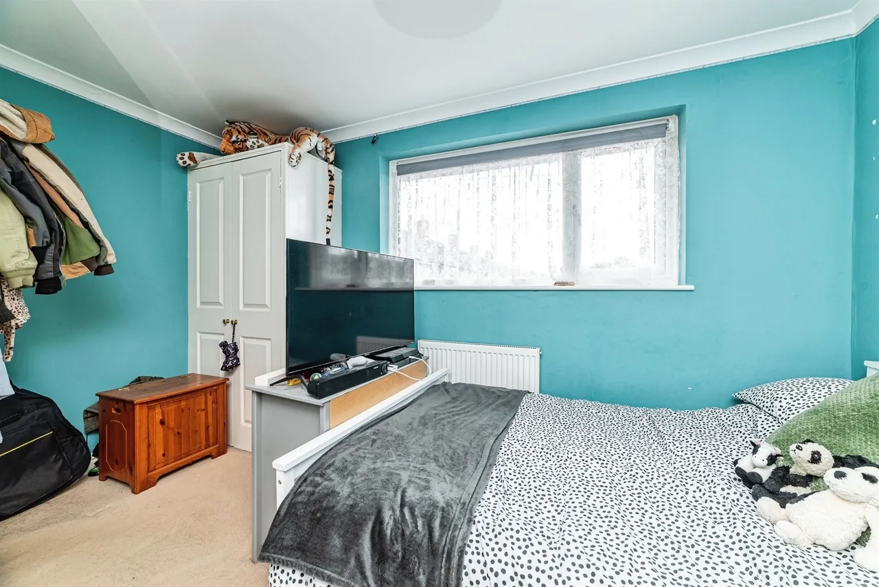 Portsmouth Crescent, Basingstoke, photo 15