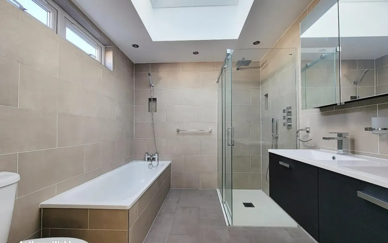 Hedge Lane, Palmers Green, N13, photo 11