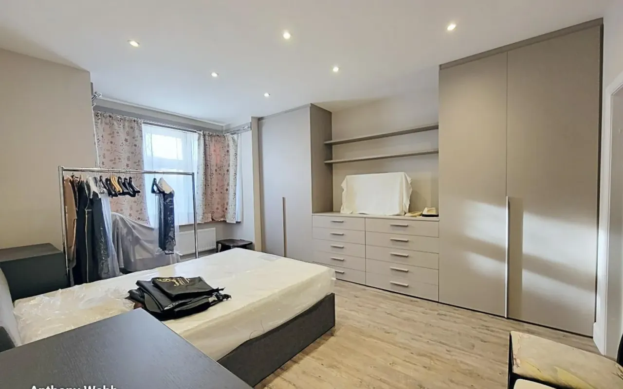 Hedge Lane, Palmers Green, N13, photo 5