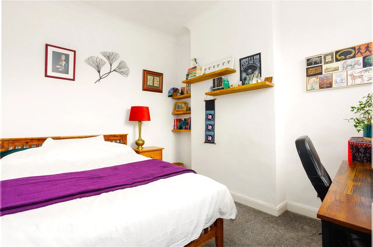 Livingstone Street, Lees, OL4, photo 13