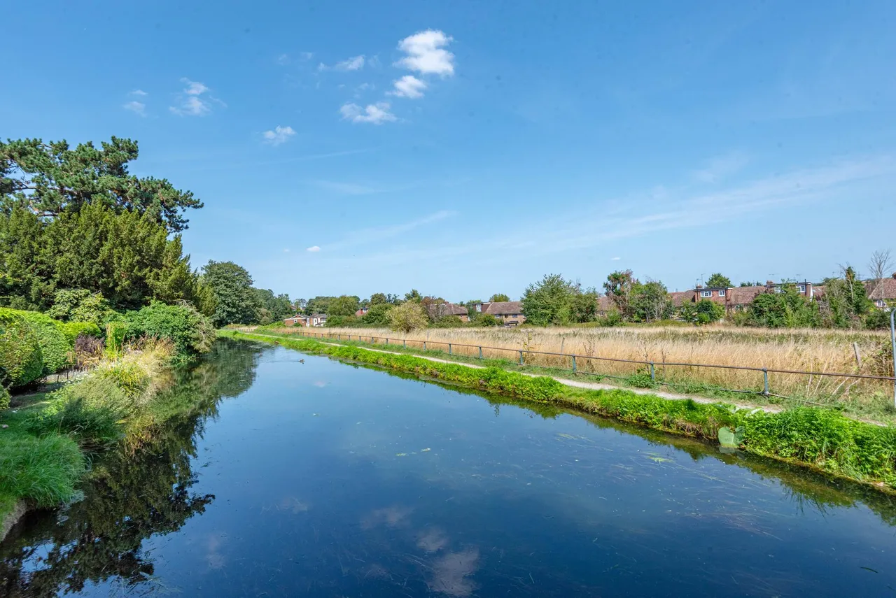 St Catharines Road, Broxbourne, photo 40