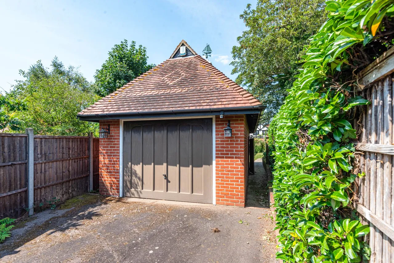St Catharines Road, Broxbourne, photo 32