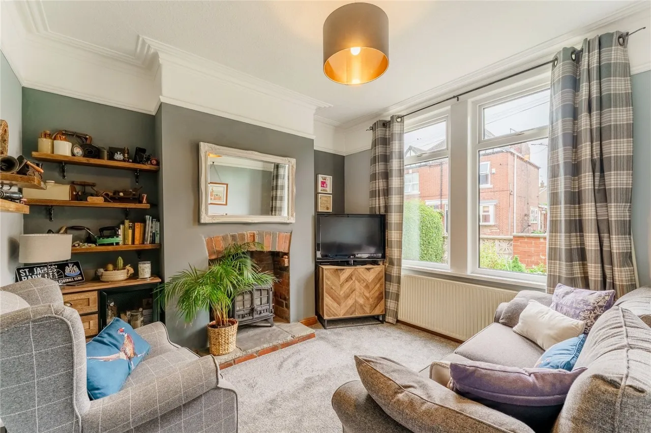 Willow Lane, Featherstone, WF7, photo 2