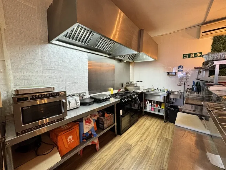 Uppingham Road, Leicester, LE5 4DG, photo 5