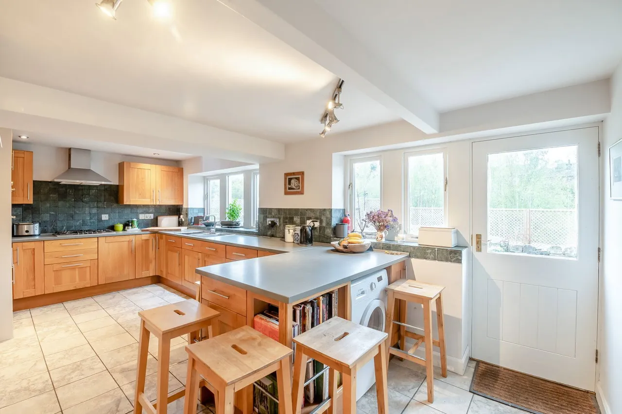 Abbey Road, Shepley, HD8, photo 6