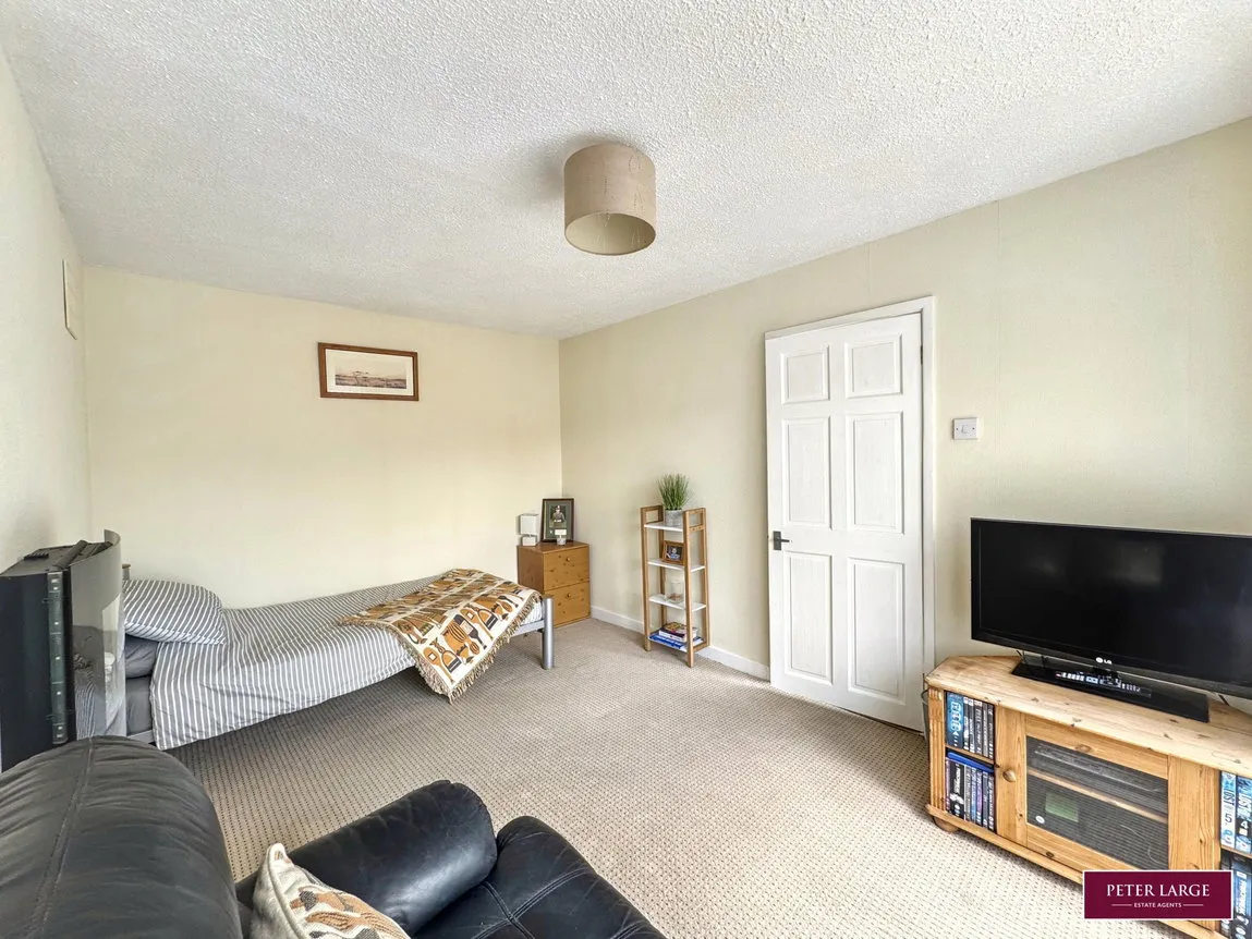 Rosehill Road, Rhyl, Denbighshire, LL18 4TS, photo 8