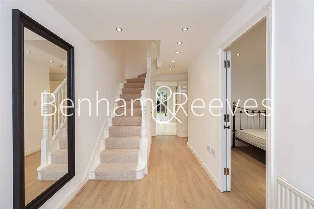 Elizabeth Fry Place, Woolwich, SE18, photo 24