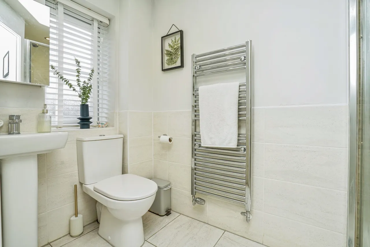 Swallow Crescent, Leeds, LS12, photo 10