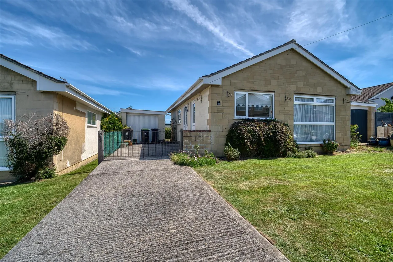2 bed house for sale, Vale Road, Stalbridge