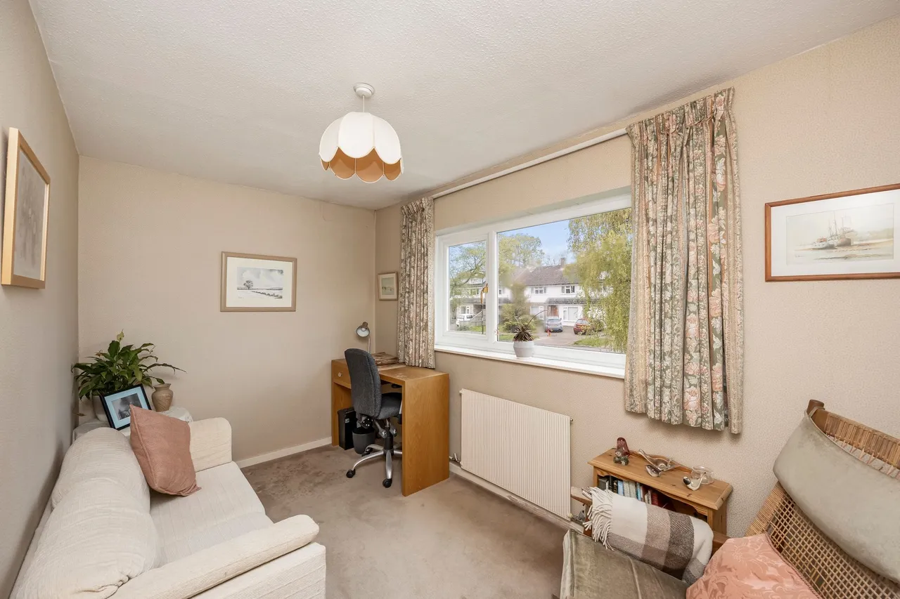 Smithbarn, Horsham, RH13, photo 14