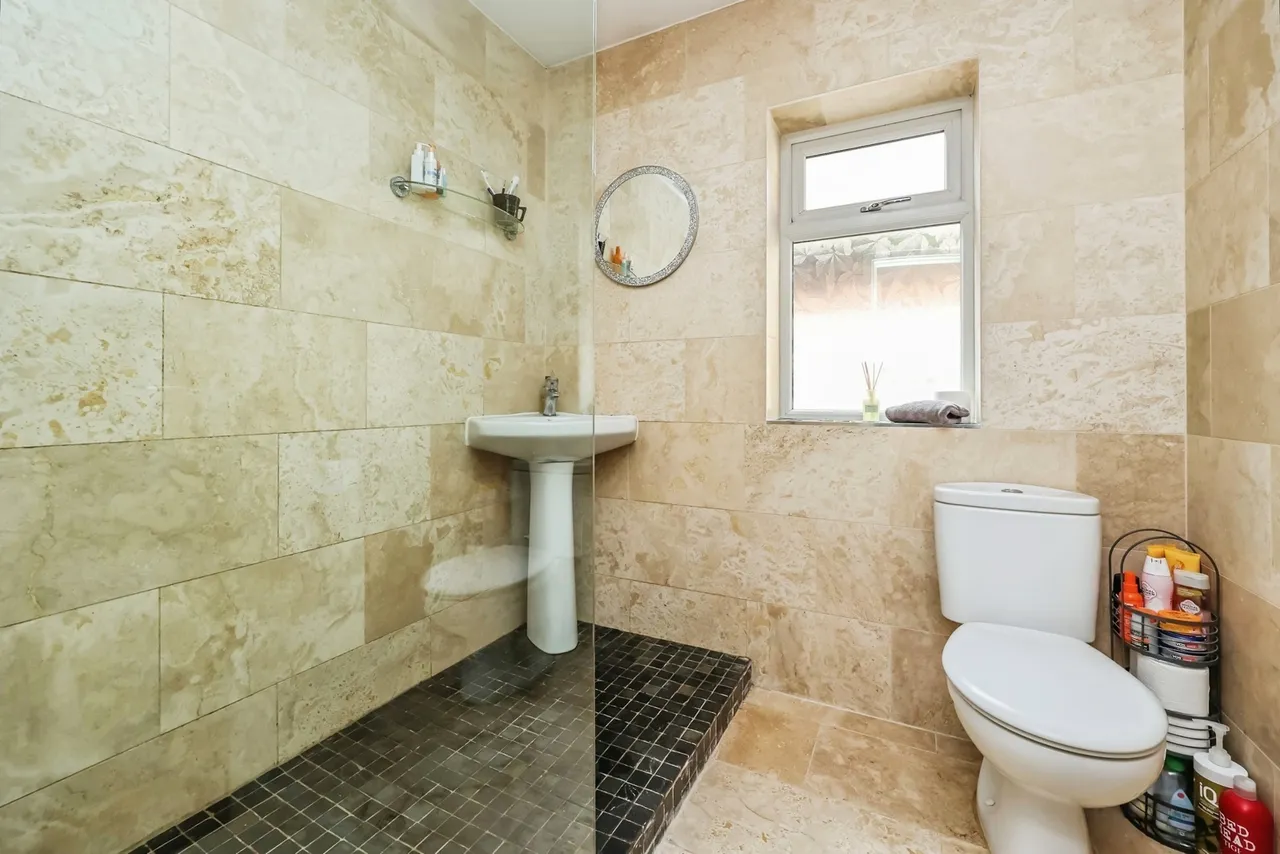 Farleys Lane, Hucknall, Nottingham, Nottinghamshire, NG15, photo 16
