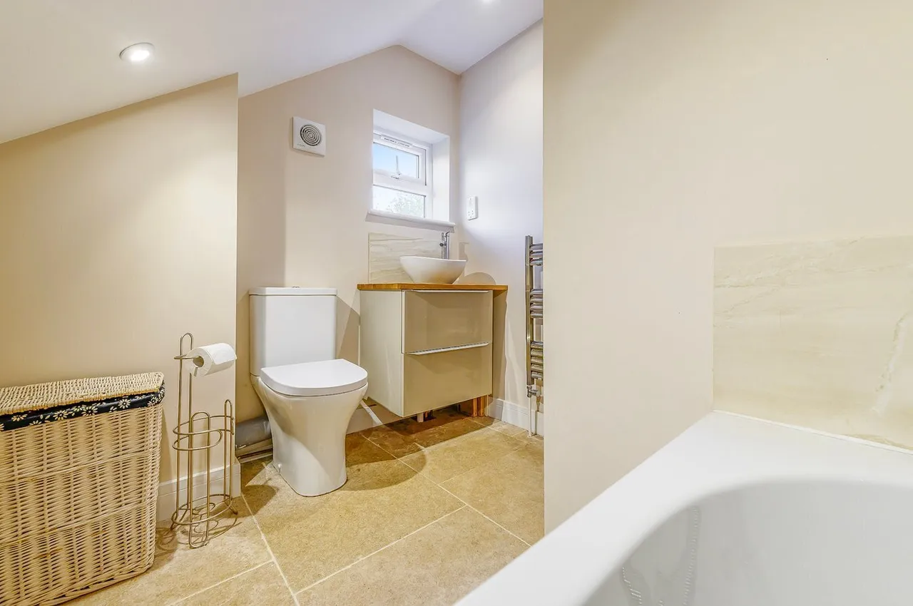 Coombe Lane, Axbridge, BS26, photo 16