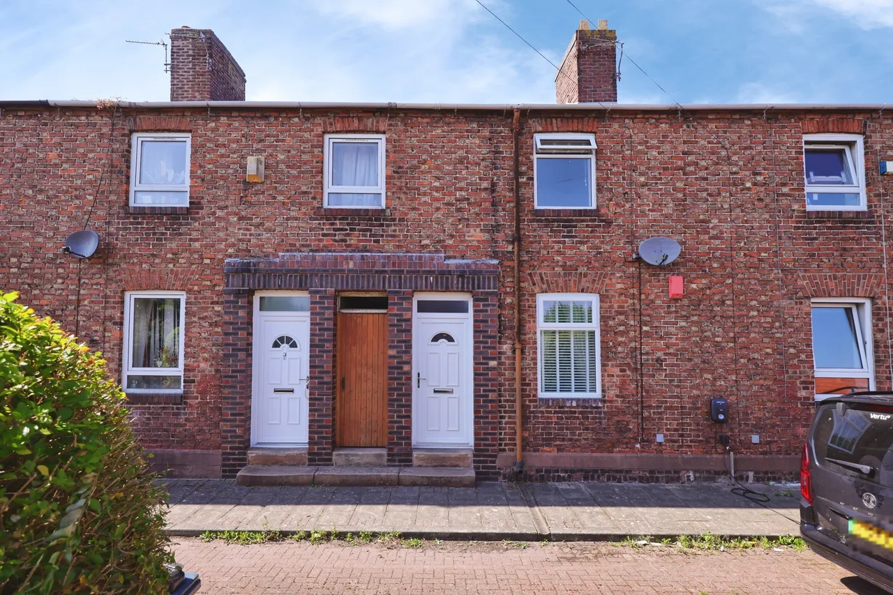 2 bed house for sale — Trinity Buildings, Carlisle, CA2