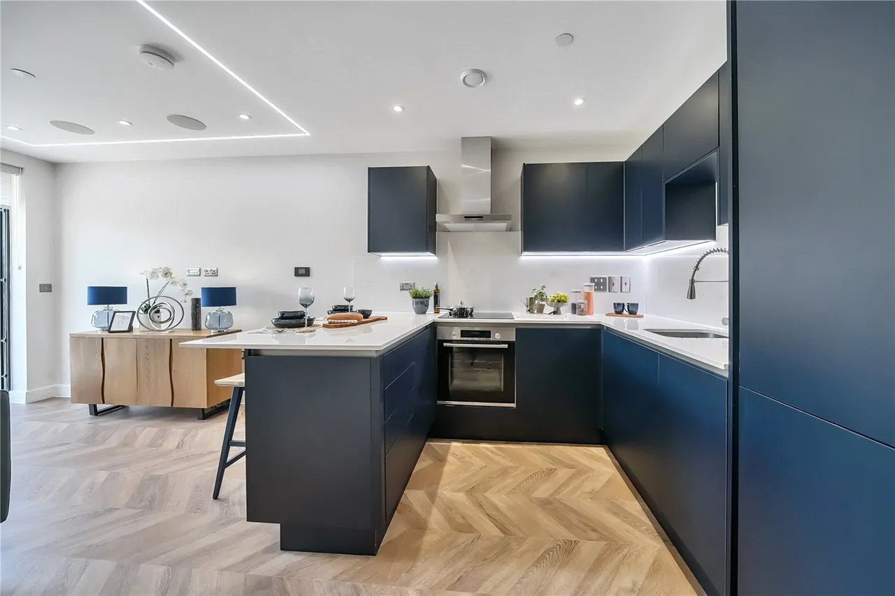 Firgrove Road, Farnborough, Hampshire, GU14 7TN, photo 12