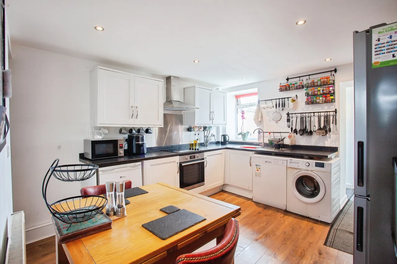 Wortley Road, Sheffield, photo 8