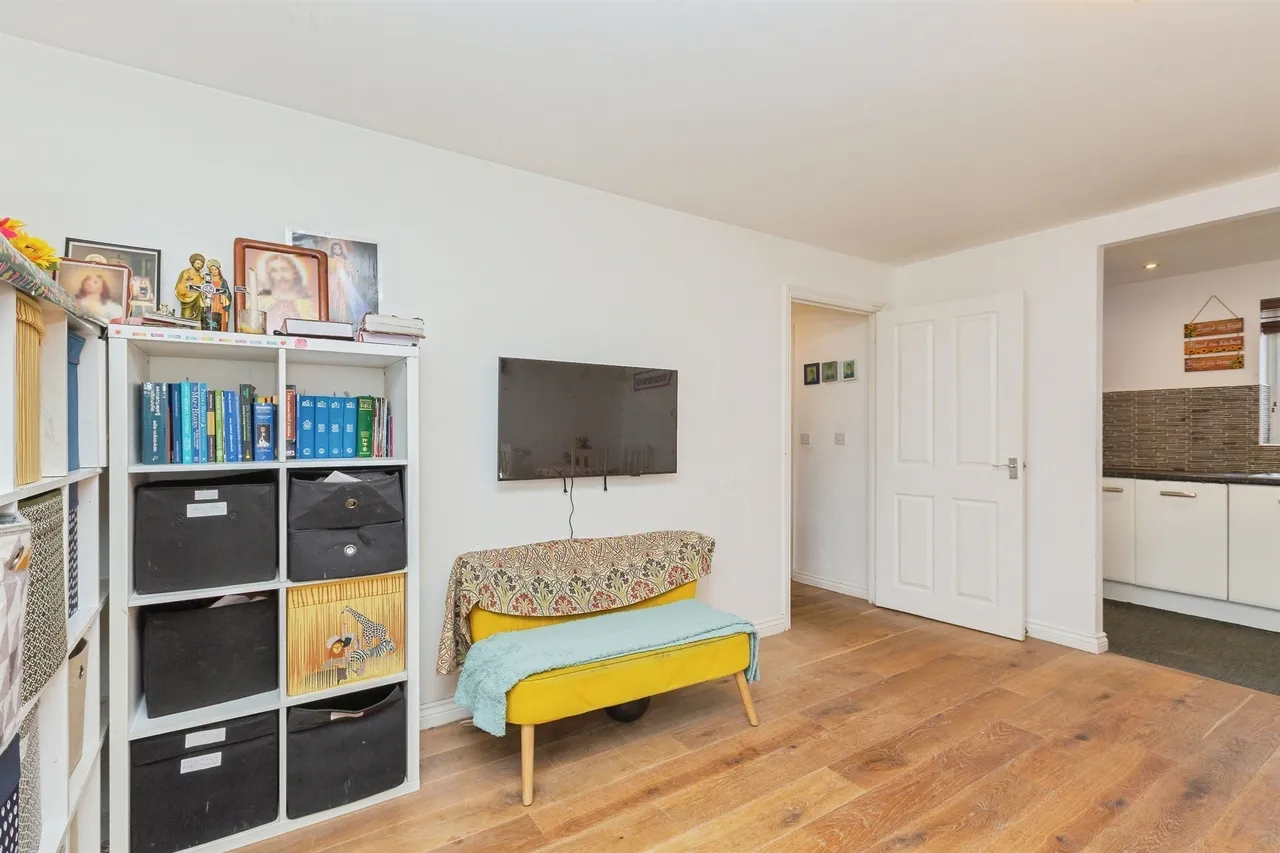 Barland Way, Aylesbury, HP18, photo 9