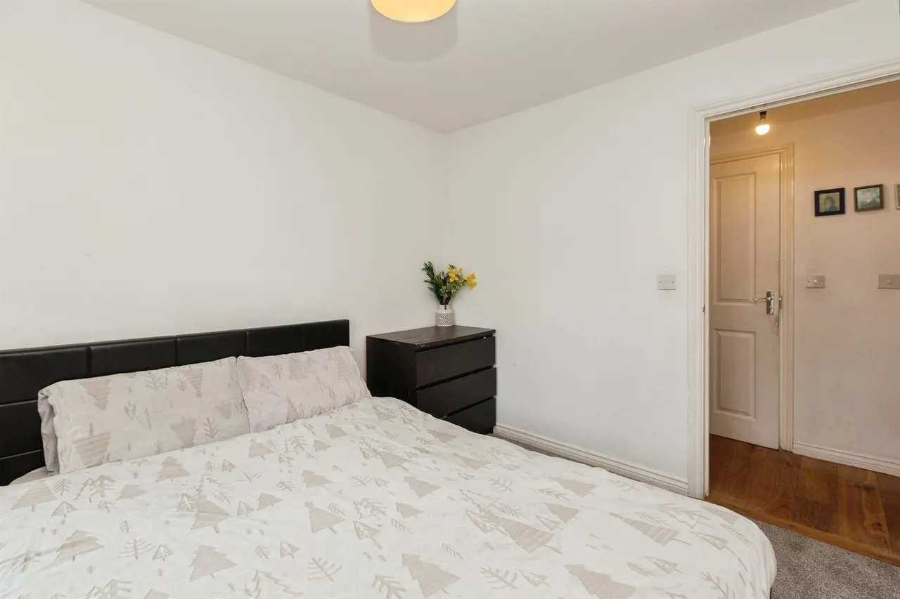 Barland Way, Aylesbury, HP18, photo 6