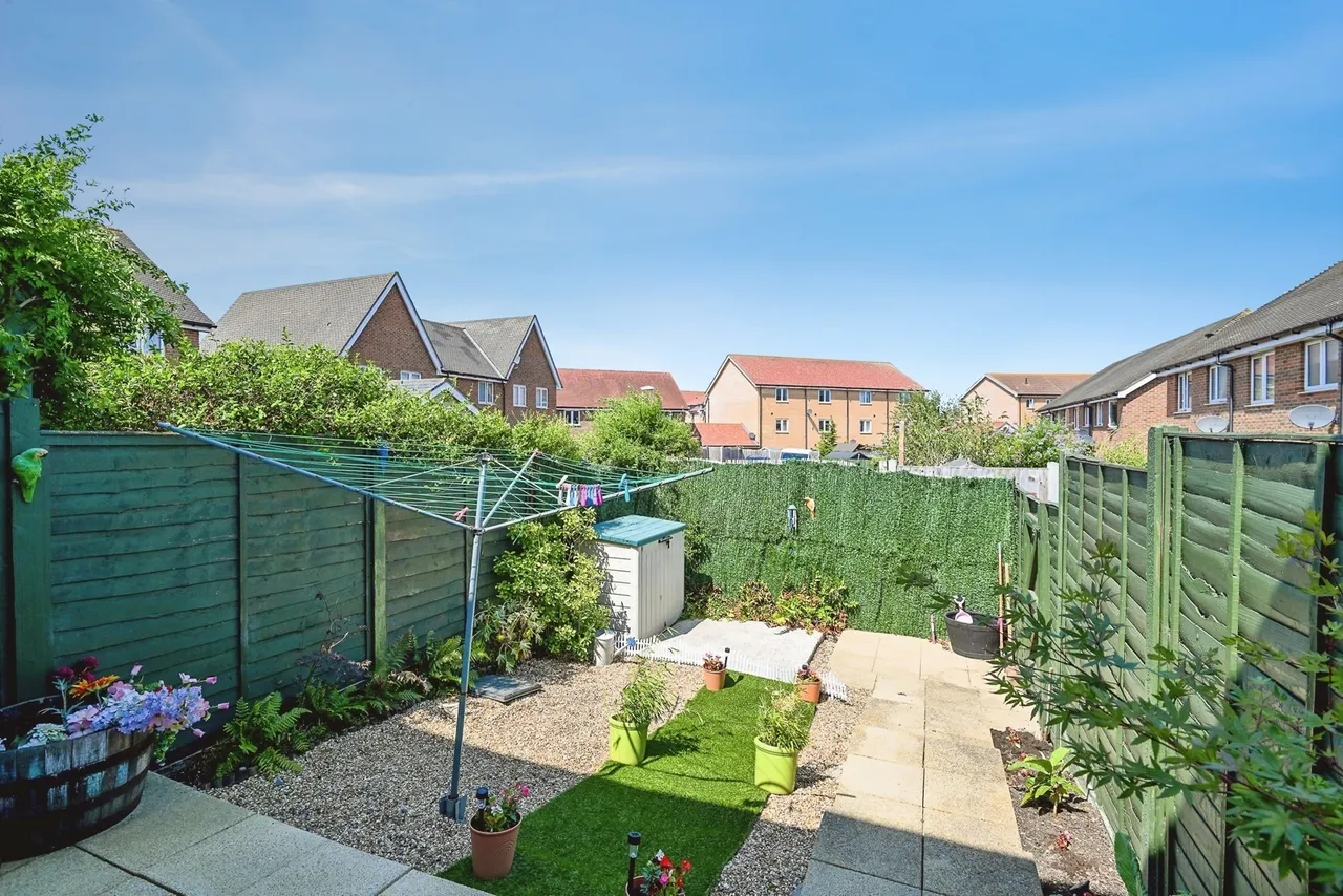 Buttercup Avenue, Minster On Sea, ME12, photo 10