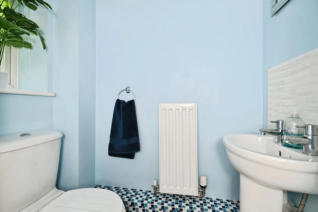 Buttercup Avenue, Minster On Sea, ME12, photo 9