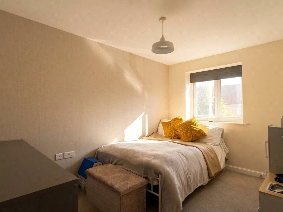 Buttercup Avenue, Minster On Sea, ME12, photo 6
